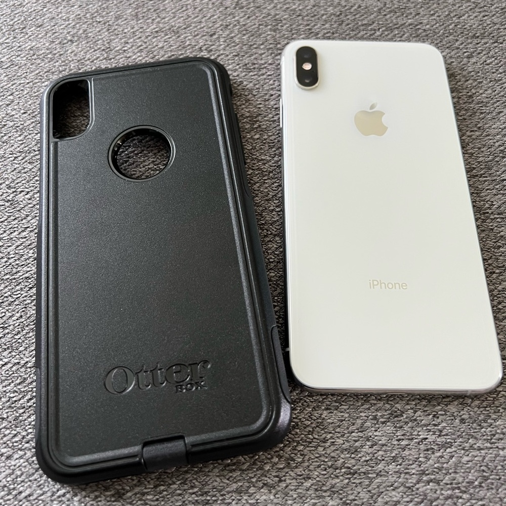 🛑SOLD🛑 Unlocked Apple iPhone XS MAX